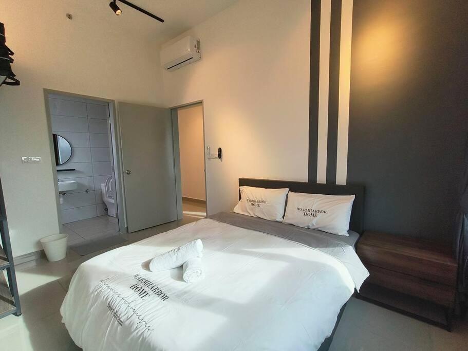 Sunset爱日落简约风 2r2b 4-7ppl * Malacca
