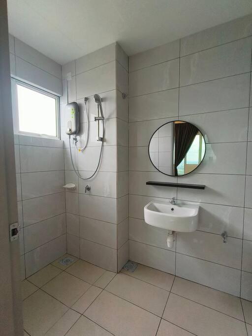 Apartment Sunset爱日落简约风 2r2b 4-7ppl Malacca